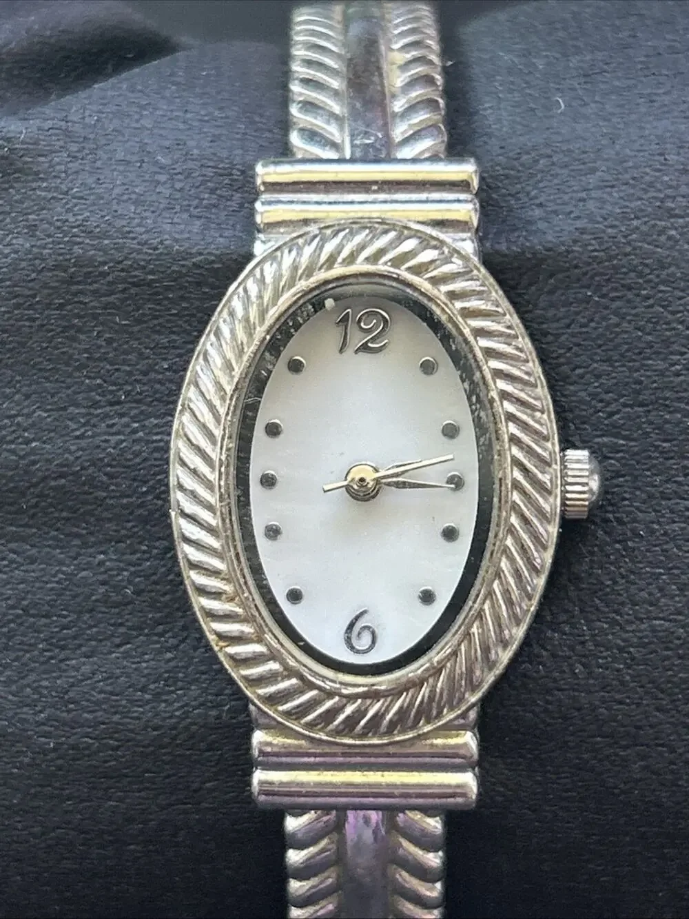 Silver Tone White Dial Women’s Quartz Watch